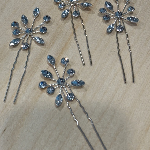 Accessories - Rhinestone Hair Bobby Pins Set Of 4